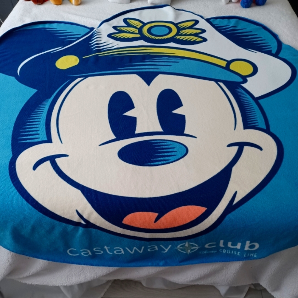 Disney cruise line Castaway club beach towel